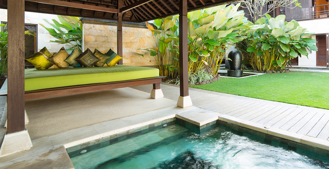 Elegant Coastal Villa with Jacuzzi – Bali Villa 1111