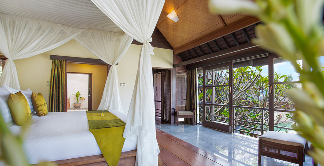 Elegant Coastal Villa with Jacuzzi – Bali Villa 1111