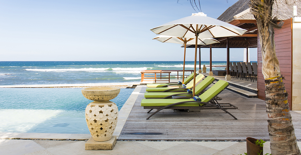 Private Beachfront Escape – Bali Villa 1115