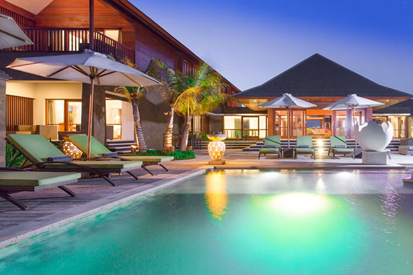 Private Beachfront Escape – Bali Villa 1115