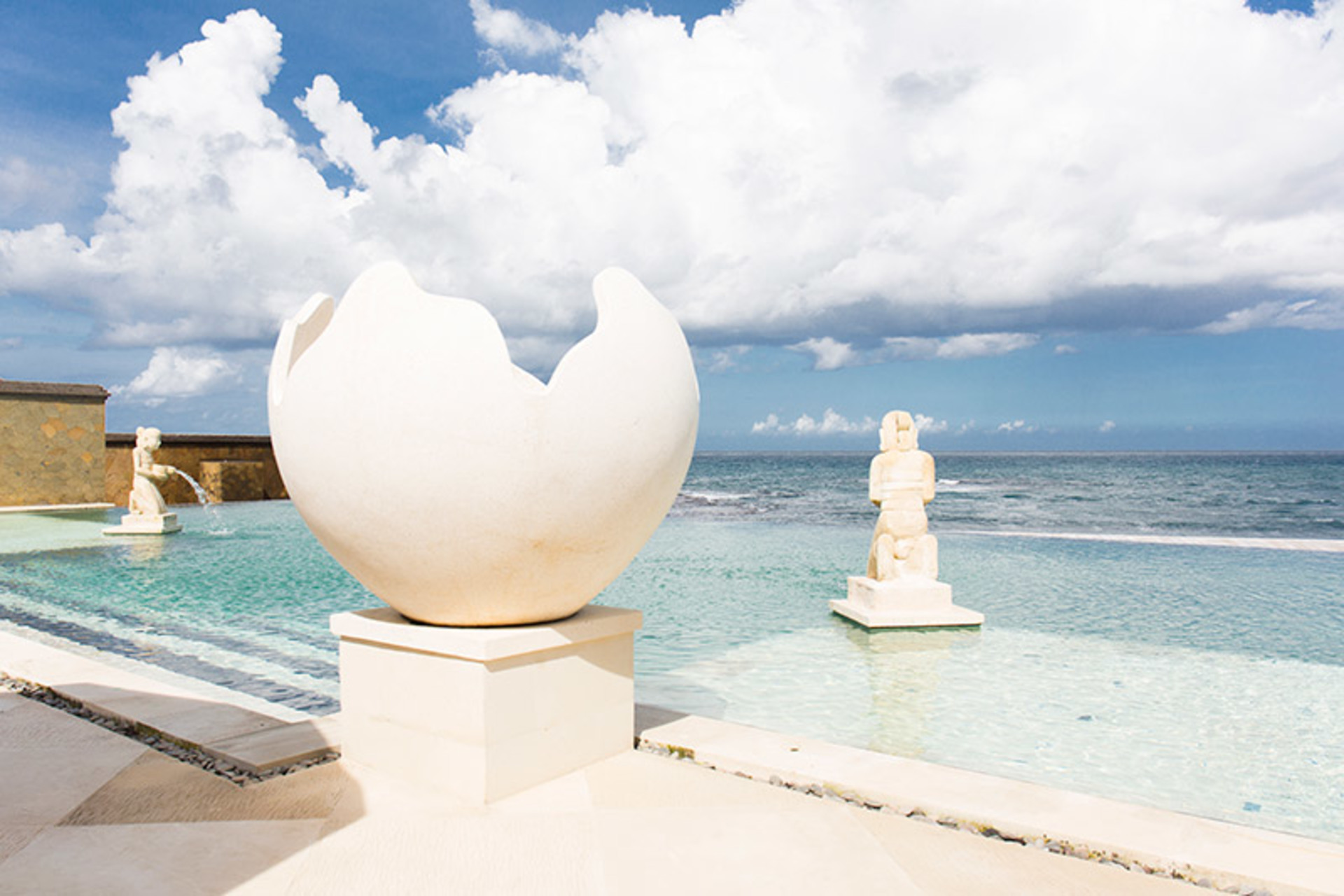 Private Beachfront Escape – Bali Villa 1115