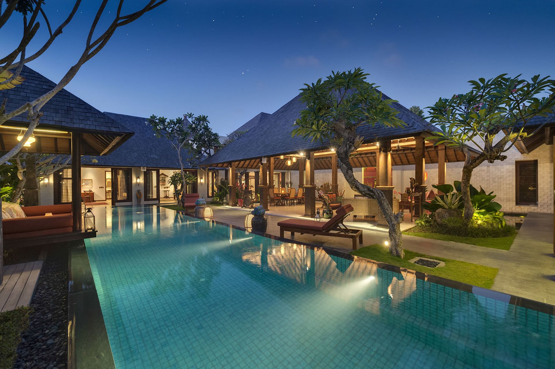 Serene luxury in lush gardens, Bali Villa 1124