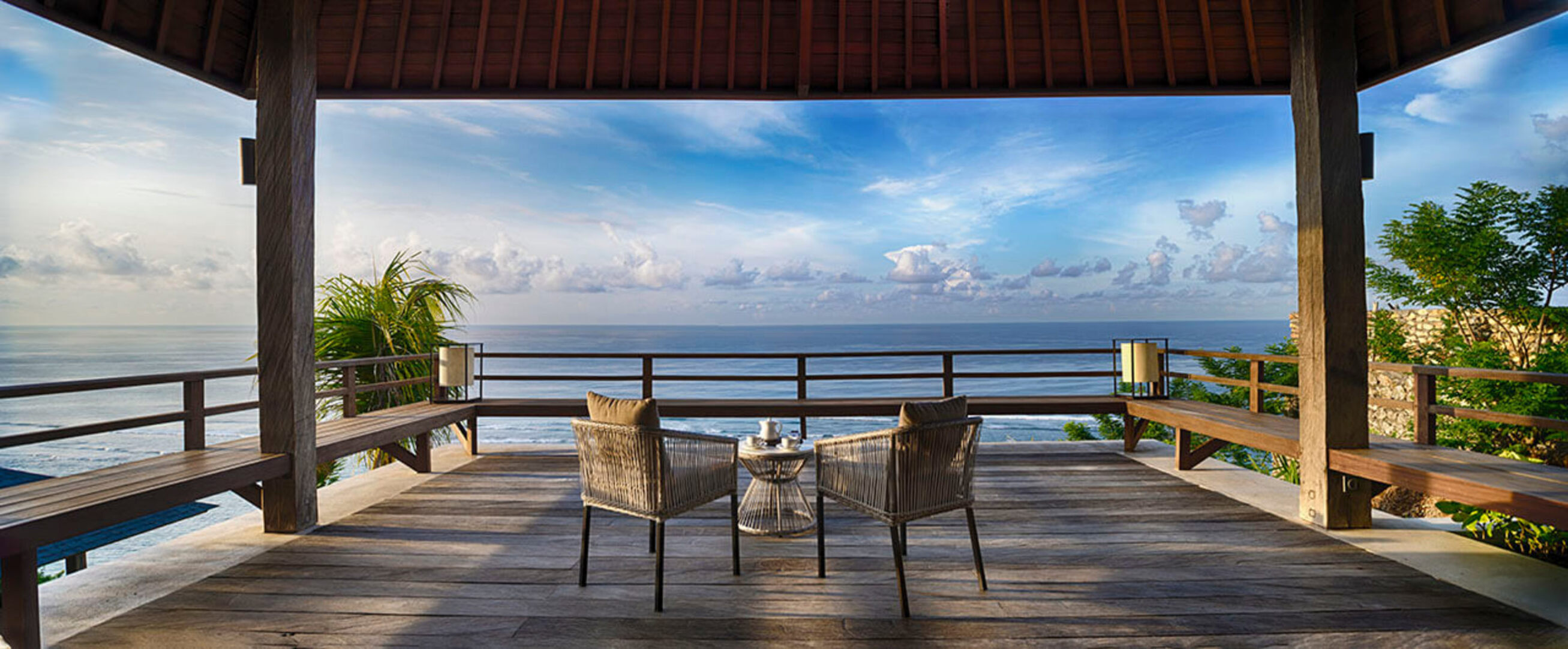 Experience Ultimate Luxury by the Beach, Bali Villa 1129