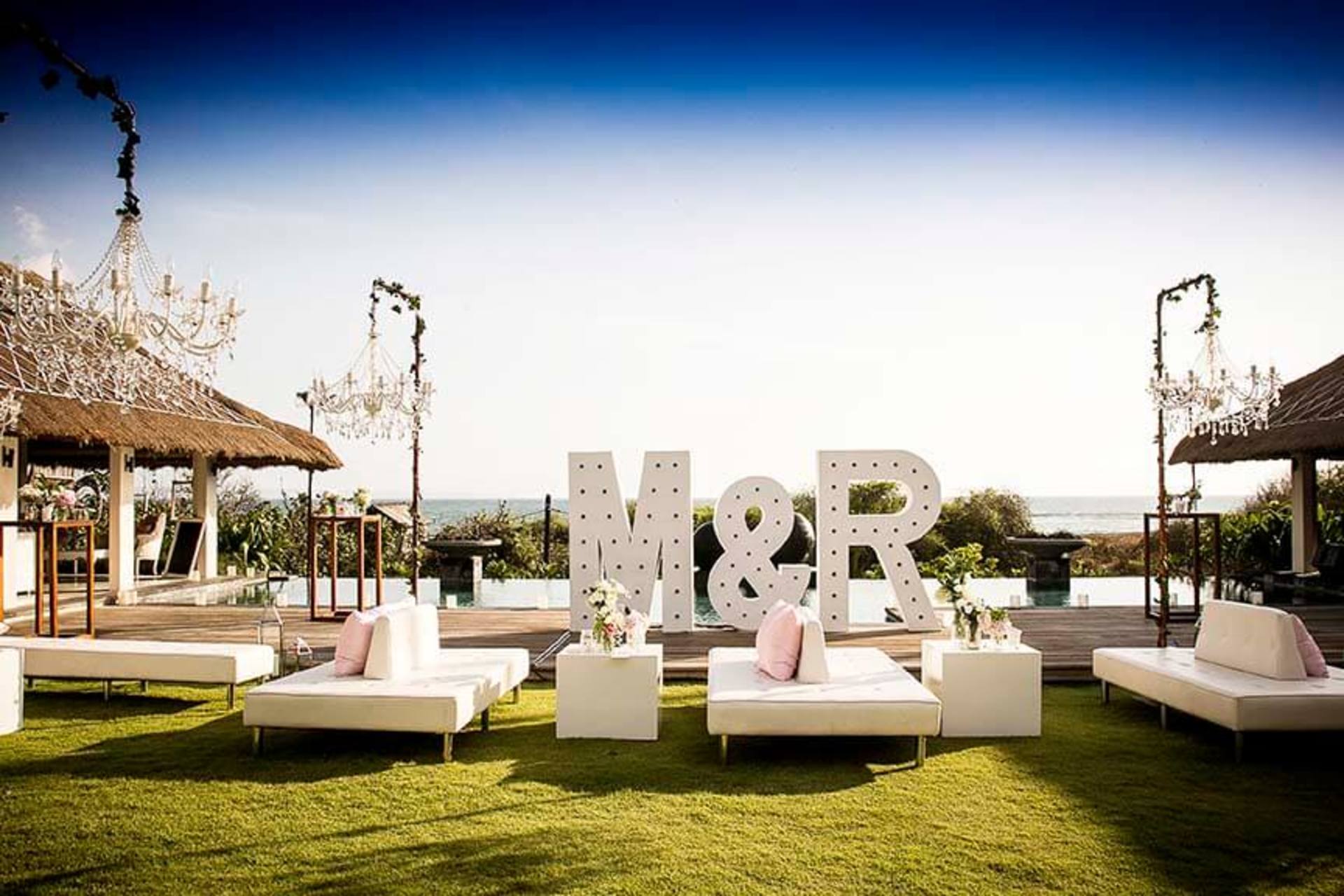 Rent a Luxury Villa in Bali Close to the Beach, Bali Villa 1130