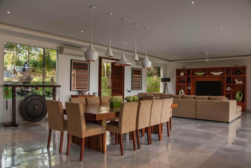 Rent a Luxury Villa in Bali Close to the Beach, Bali Villa 1130