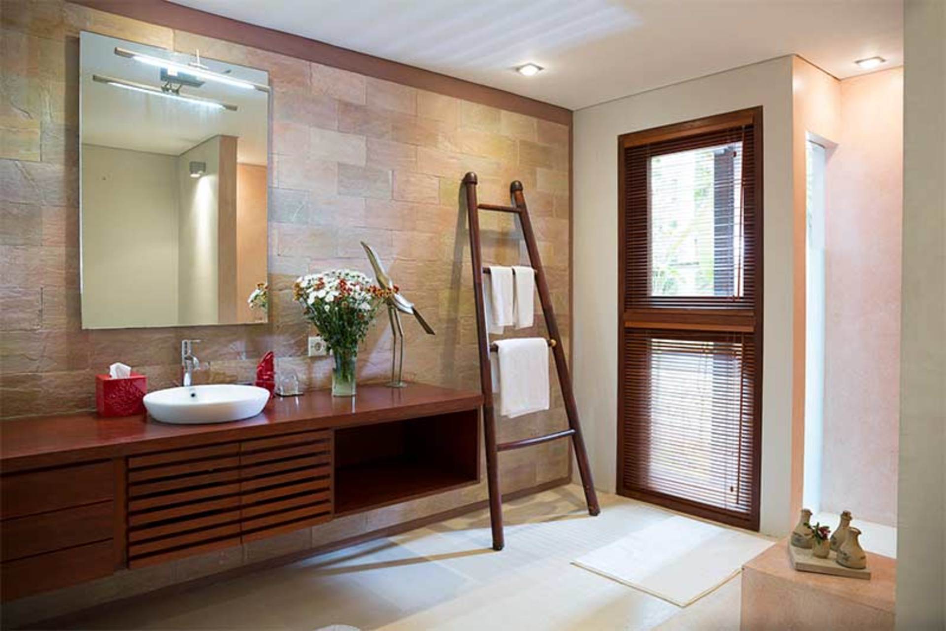 Luxury 4 Bedroom Villa with Private Pool, Lombok Villa 1134