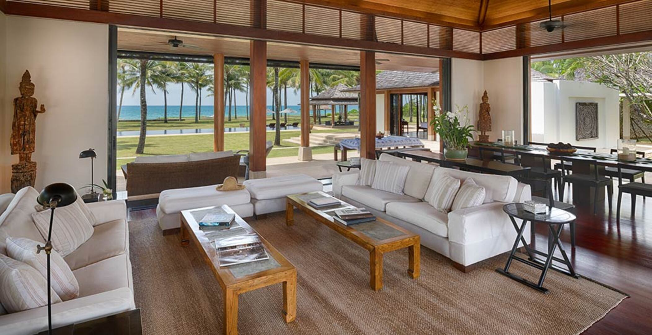 Dreamy Haven: 12 Bedroom Villa with Private Pool,1047