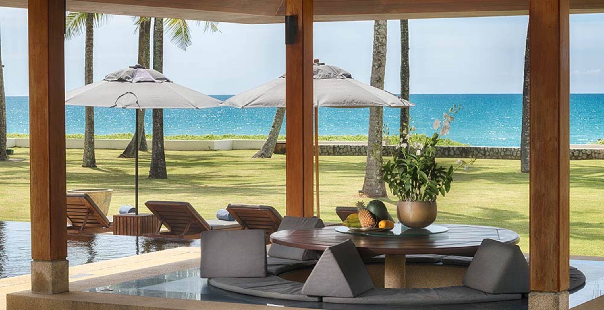 Dreamy Haven: 12 Bedroom Villa with Private Pool,1047