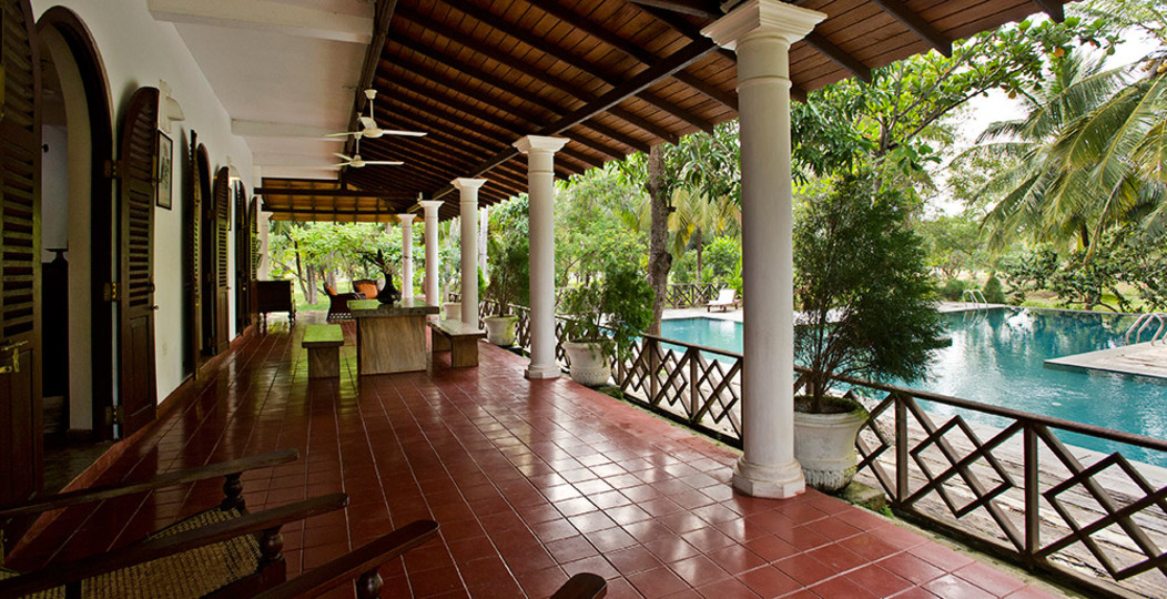 Experience a Luxury Holiday in Sri Lanka while staying in this Beautiful Villa, Ocean’s Edge Villa