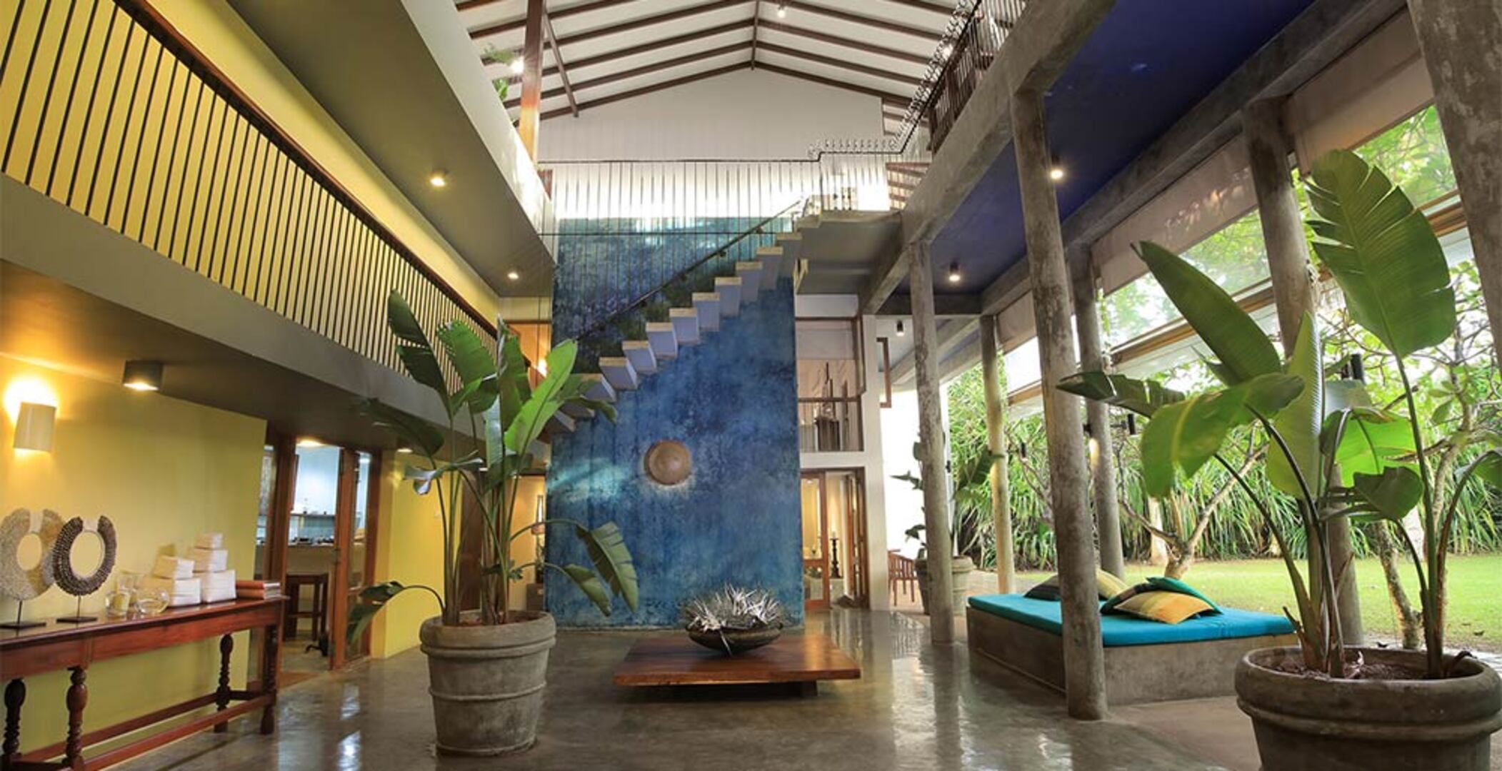 Experience a Luxury Holiday in Sri Lanka while staying in this Beautiful Villa, Villa Saffron & Blue