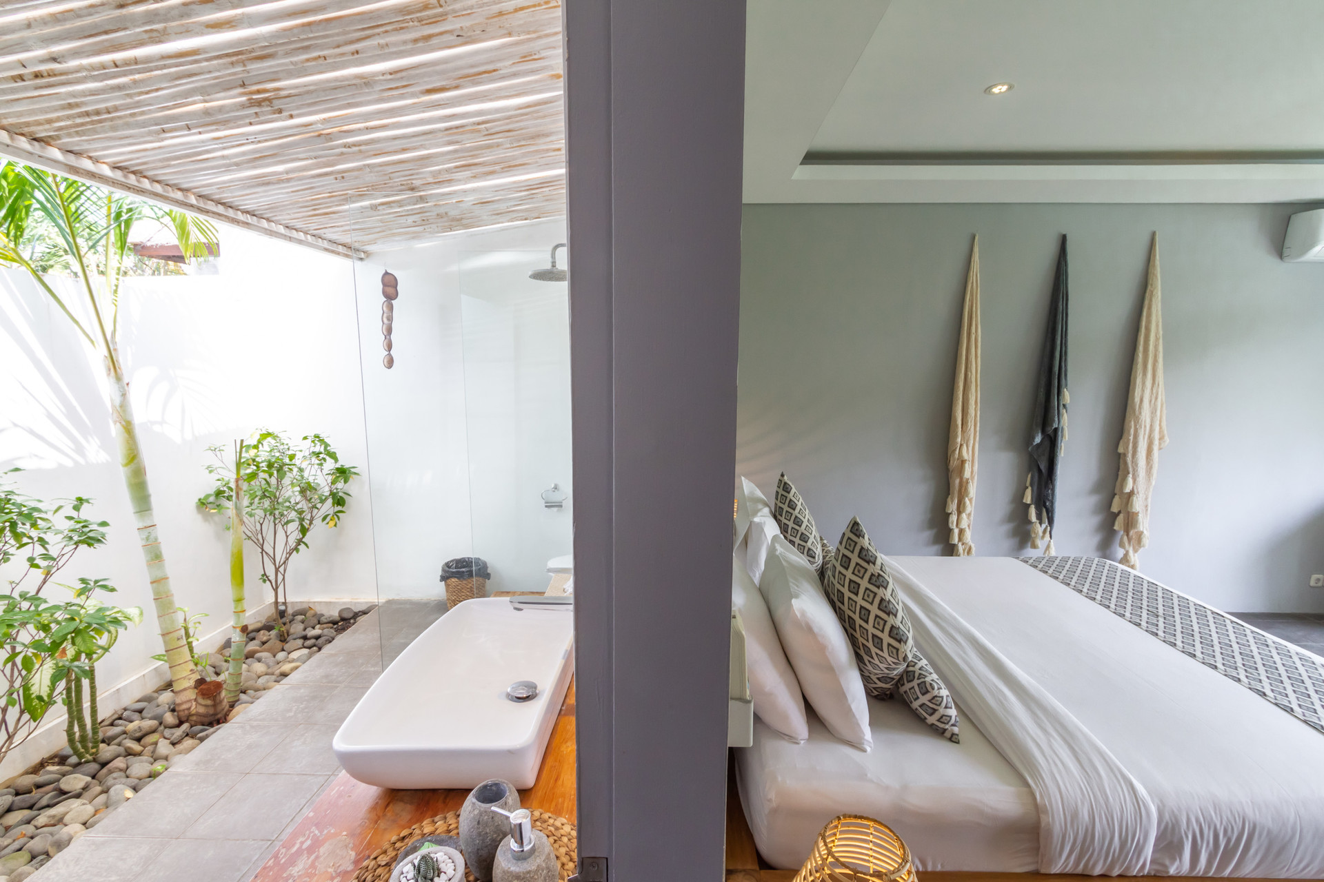 Rent Your 5 Star Private Villa in Seminyak, Bali Villa 1153