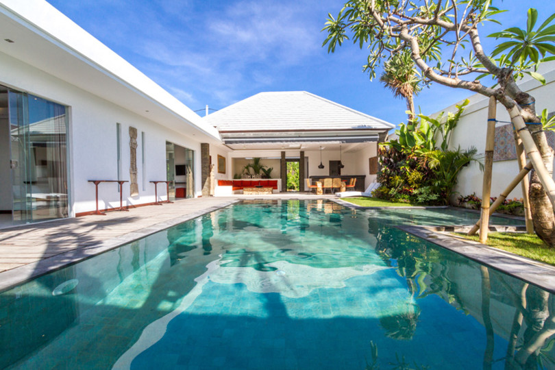 5 Star Private Villa in Seminyak at an Affordable Rate, Bali Villa 1155