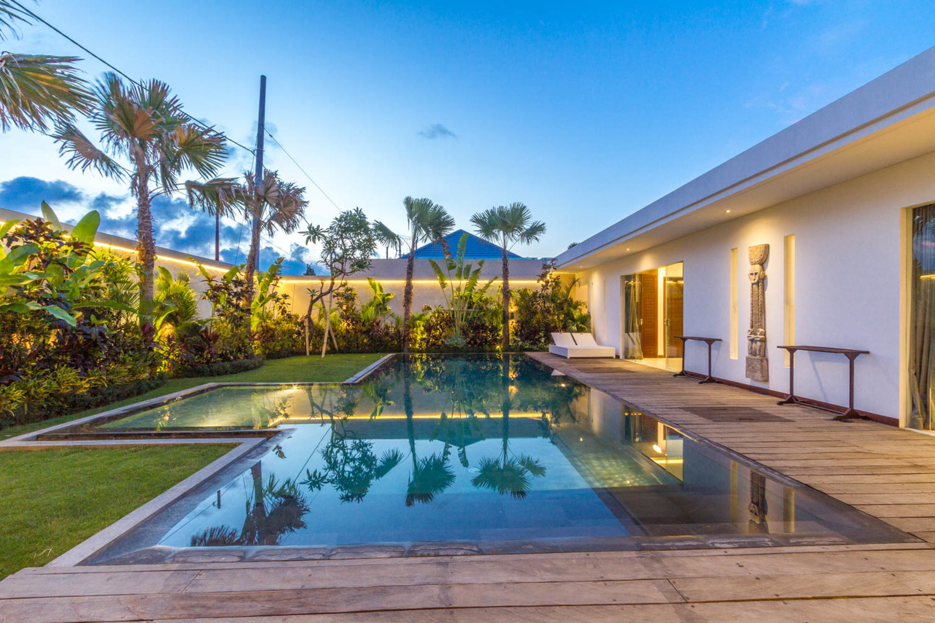 5 Star Private Villa in Seminyak at an Affordable Rate, Bali Villa 1155
