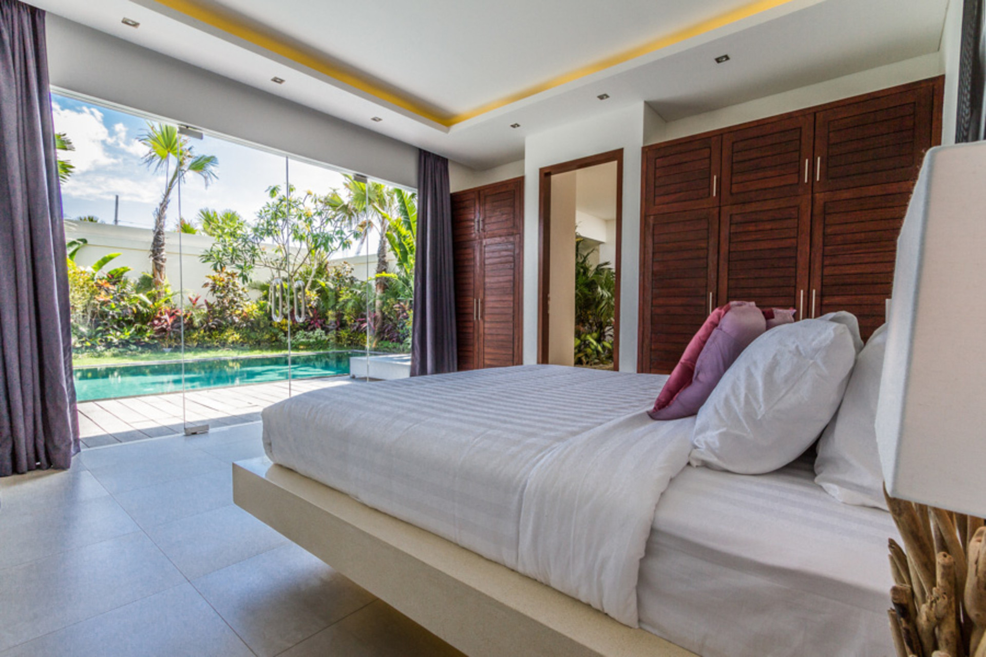 Exclusive Holiday Villa with Pool and Staff, Bali Villa 1156