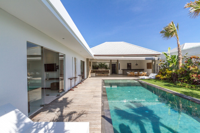 Luxury 3-Bedroom Villa Near Seminyak Attractions, Bali Villa 1157