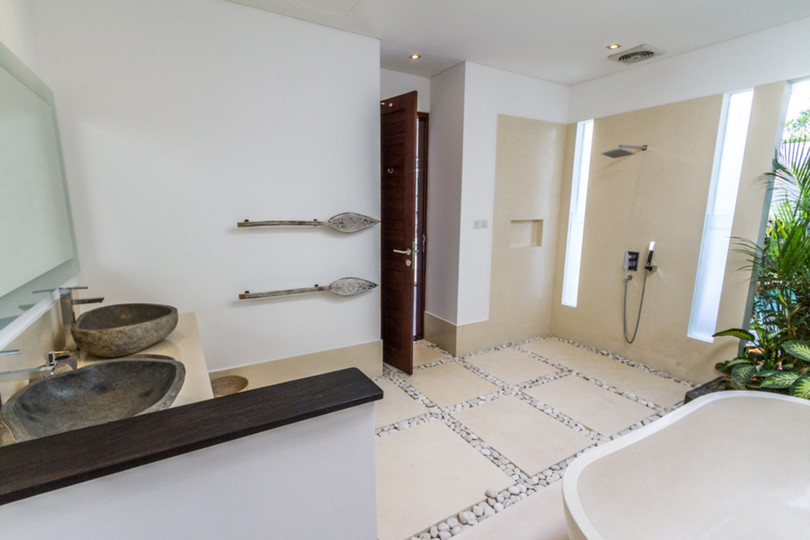 Luxury 3-Bedroom Villa Near Seminyak Attractions, Bali Villa 1157