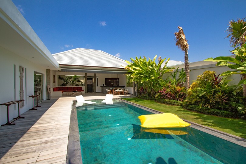 5 Star Private Villa Holiday in Seminyak at an Unbeatable Rate, Bali Villa 1158