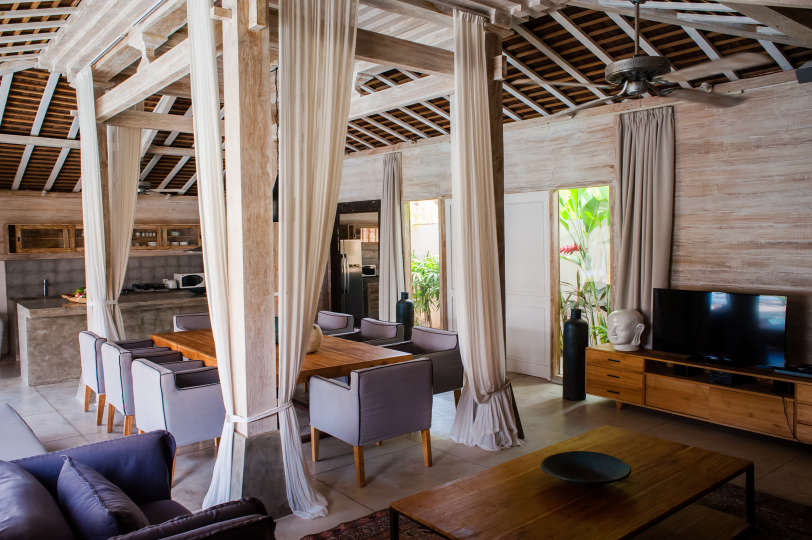 Beautiful 5 Star Holiday Villa in a Prime Location in Kerobokan, Bali Villa 2006