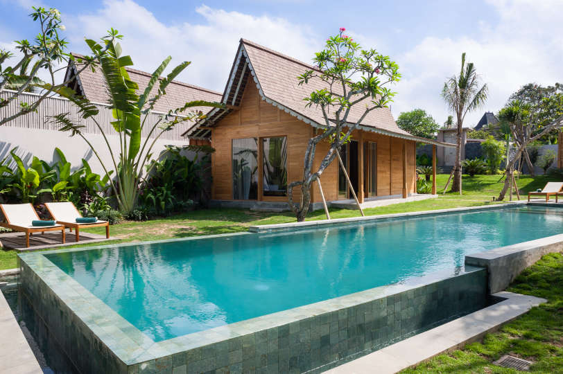 Luxury 5 Bedroom Villa with Private Pool, Bali Villa 2022, Kerobokan, Indonesia