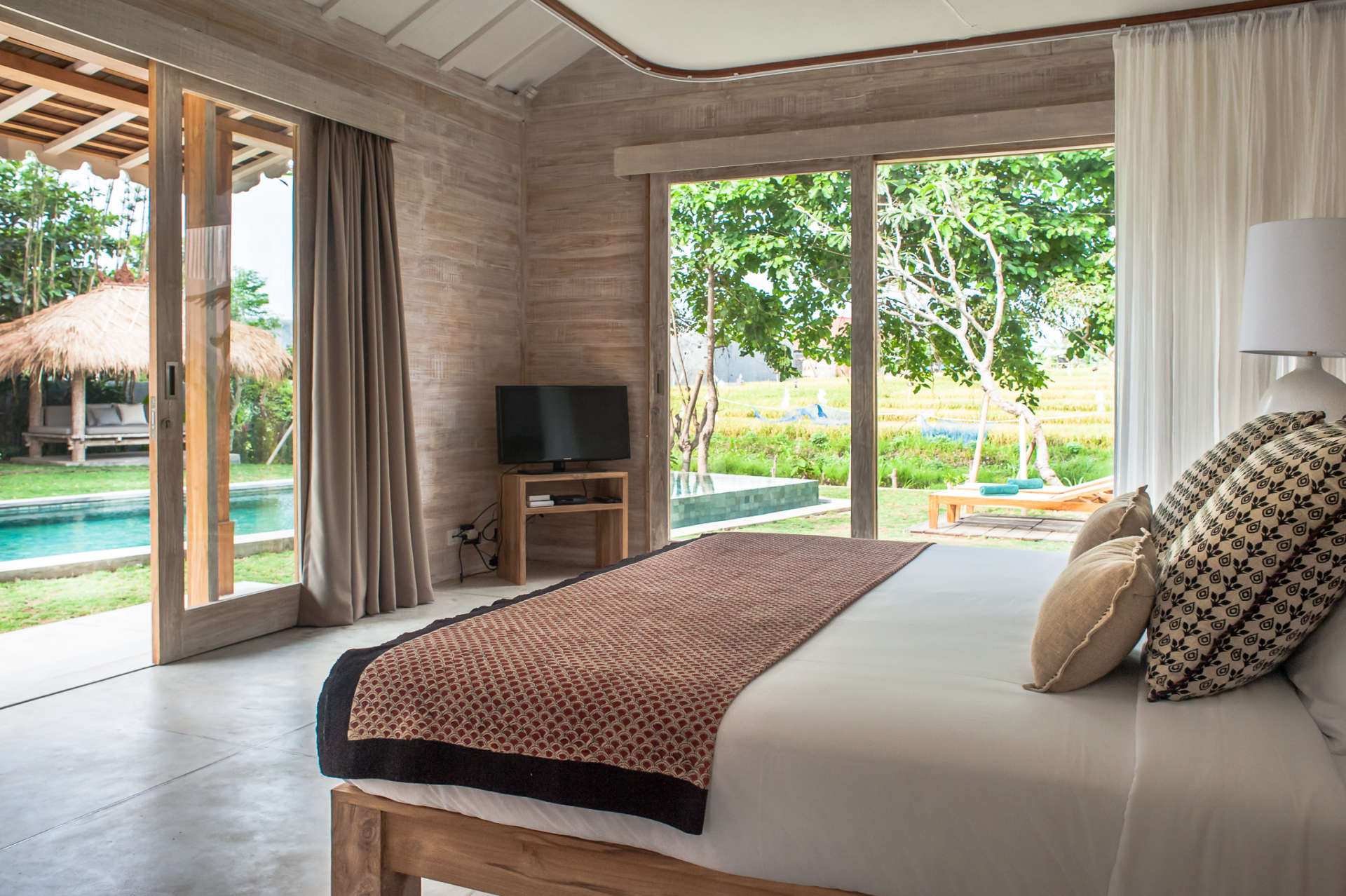 Luxury 5 Bedroom Villa with Private Pool, Bali Villa 2022