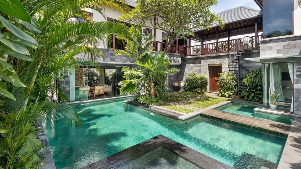 Rent a Luxury Villa in Bali Close to the Beach, Bali Villa 2024, Seminyak, Indonesia