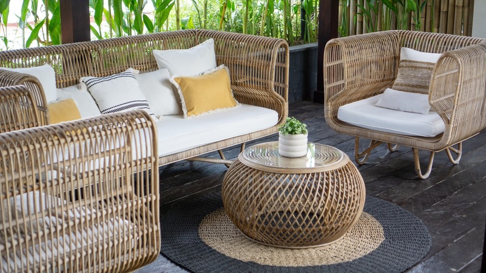 Rent a Luxury Villa in Bali Close to the Beach, Bali Villa 2024