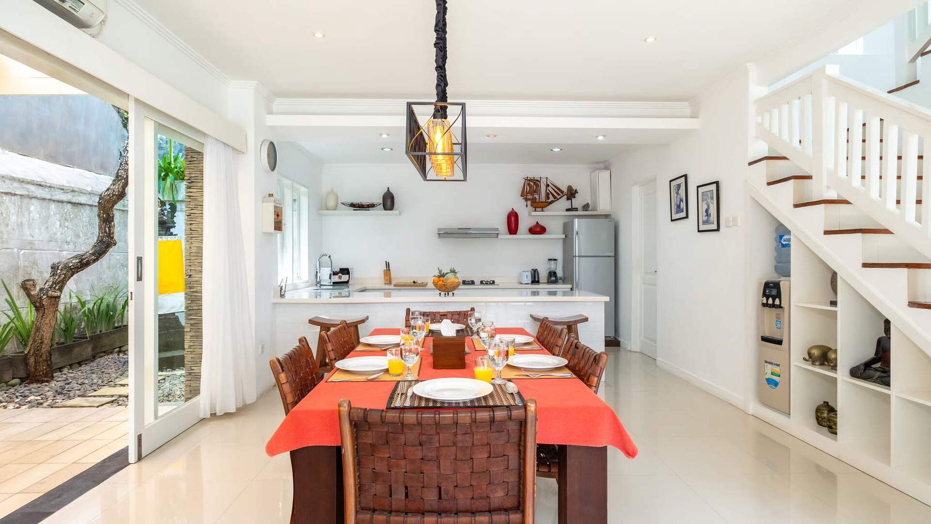 Chic Seminyak Escape, Bali Villa 2030