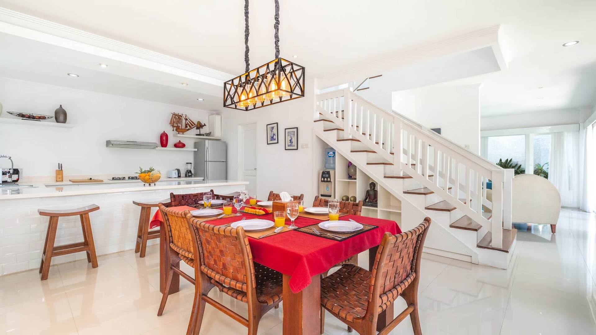 Chic Seminyak Escape, Bali Villa 2030