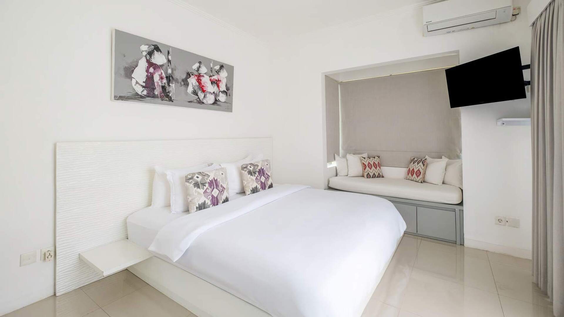 Chic Seminyak Escape, Bali Villa 2030
