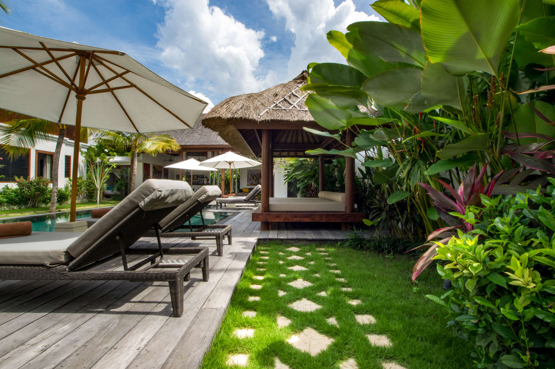 Rent Your Dream Holiday Villa with Private Pool in Seminyak’s most Exclusive Neighbourhood, Villa Bali 2034
