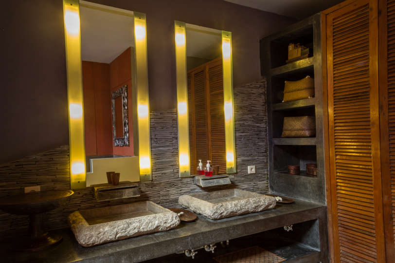 Rent a Luxury Villa in Bali Close to the Beach, Bali Villa 2035