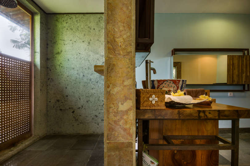 5 Star Villa in Bali, Minutes from the Beach, Bali Villa 2045