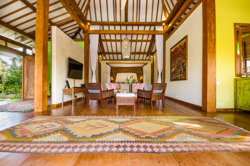 5 Star Villa in Bali, Minutes from the Beach, Bali Villa 2045