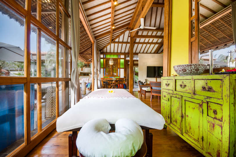 5 Star Villa in Bali, Minutes from the Beach, Bali Villa 2045