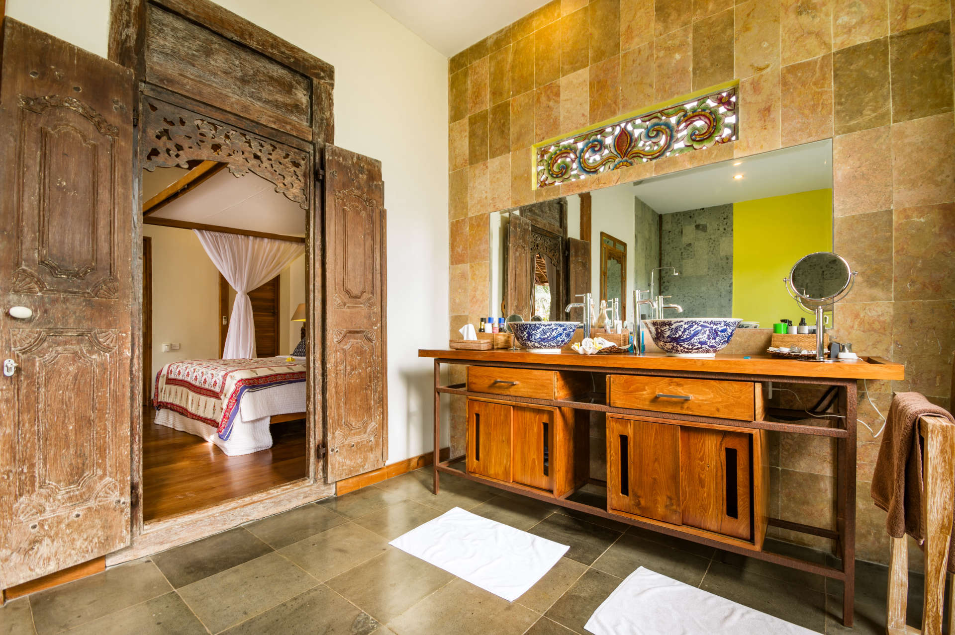 5 Star Villa in Bali, Minutes from the Beach, Bali Villa 2045