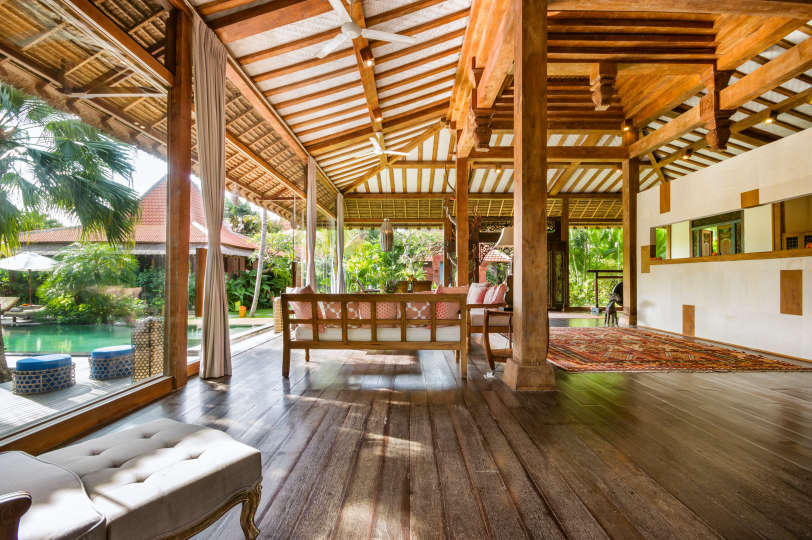 5 Star Villa in Bali, Minutes from the Beach, Bali Villa 2045