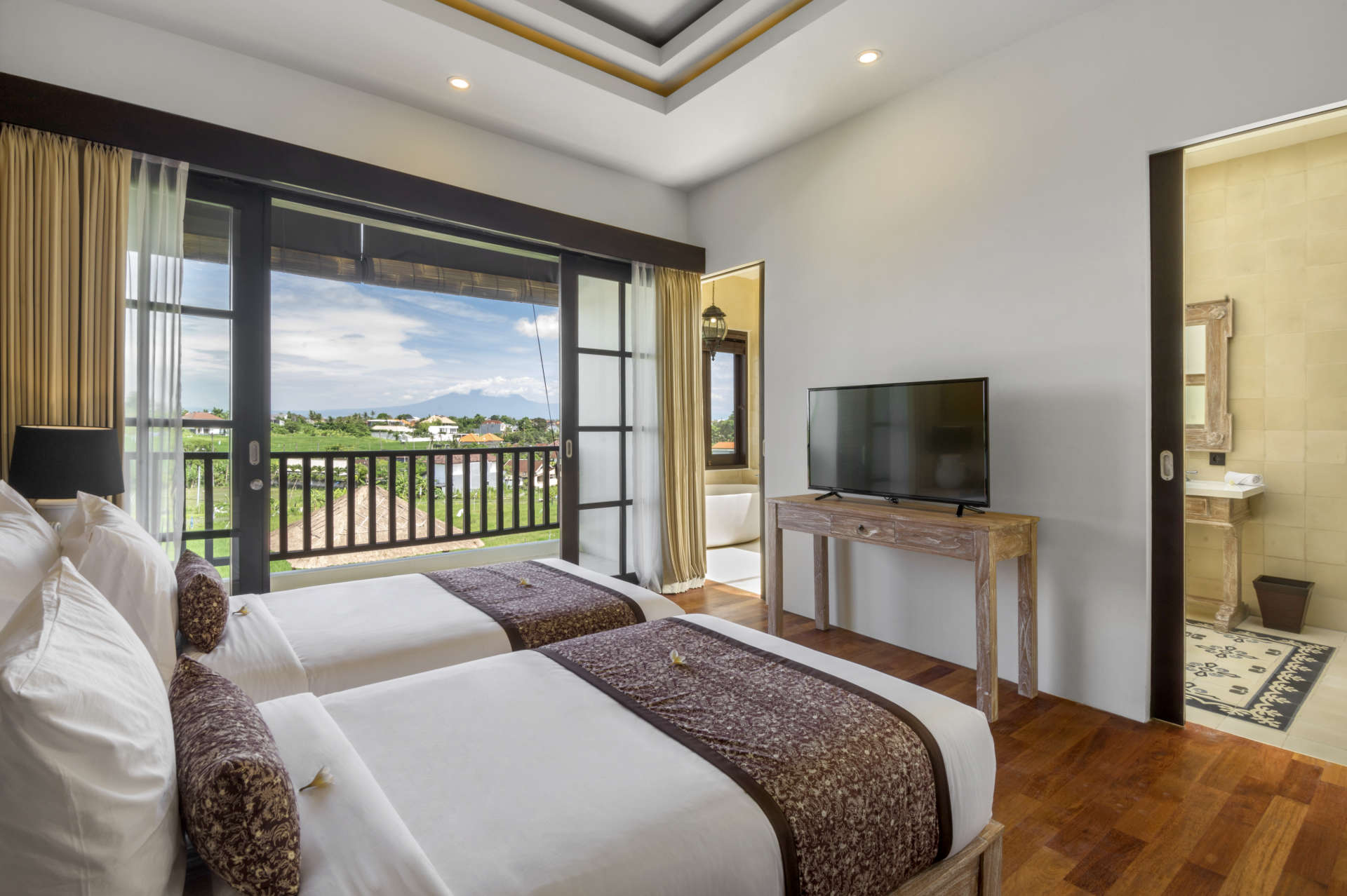 Beautiful 5 Star Villa in Prime Umalas Location, Bali Villa 2076
