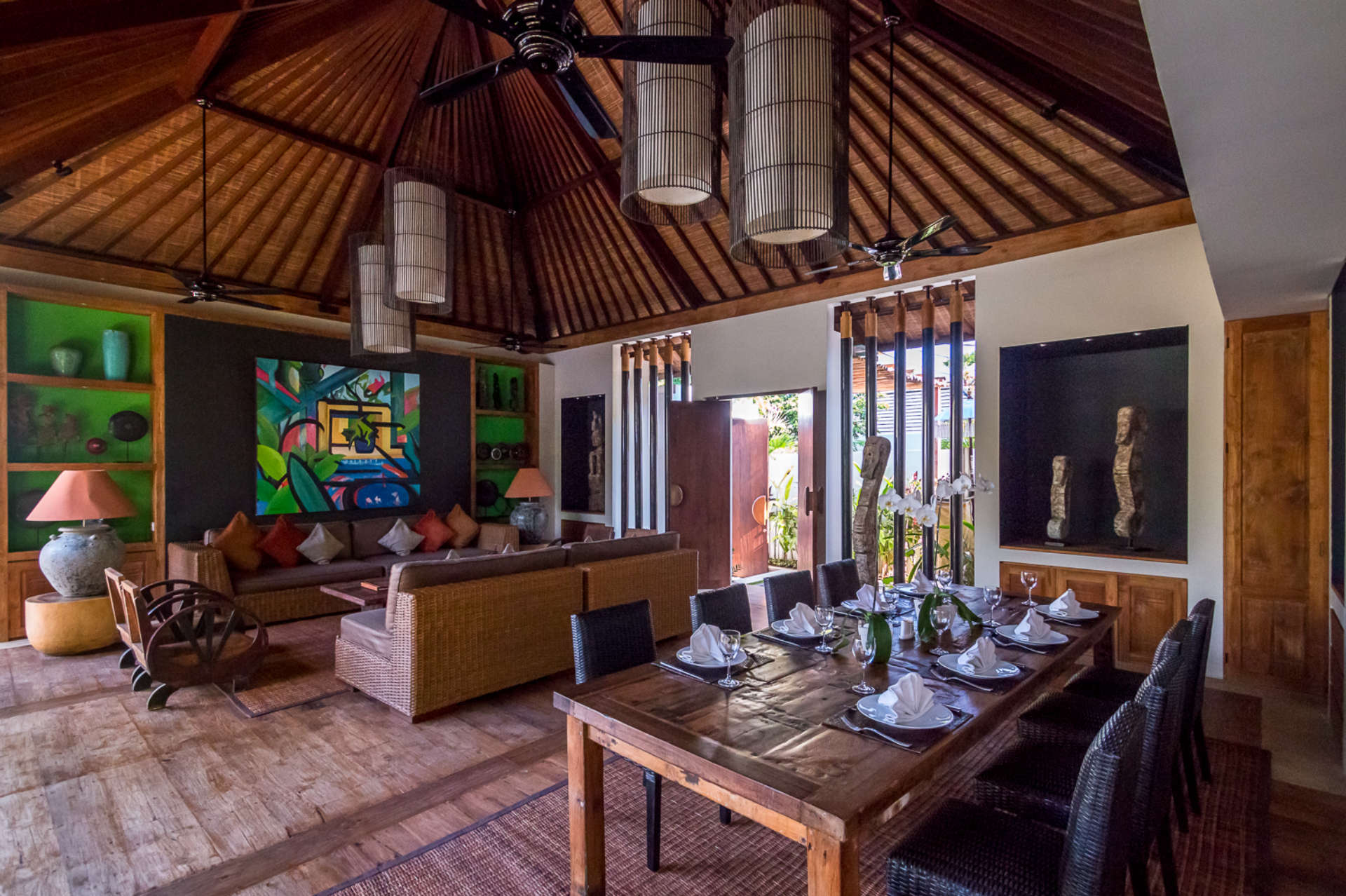 You will Love This Luxury 12 Bedroom Holiday Villa in Seminyak with Private Pool, Villa Bali 2081