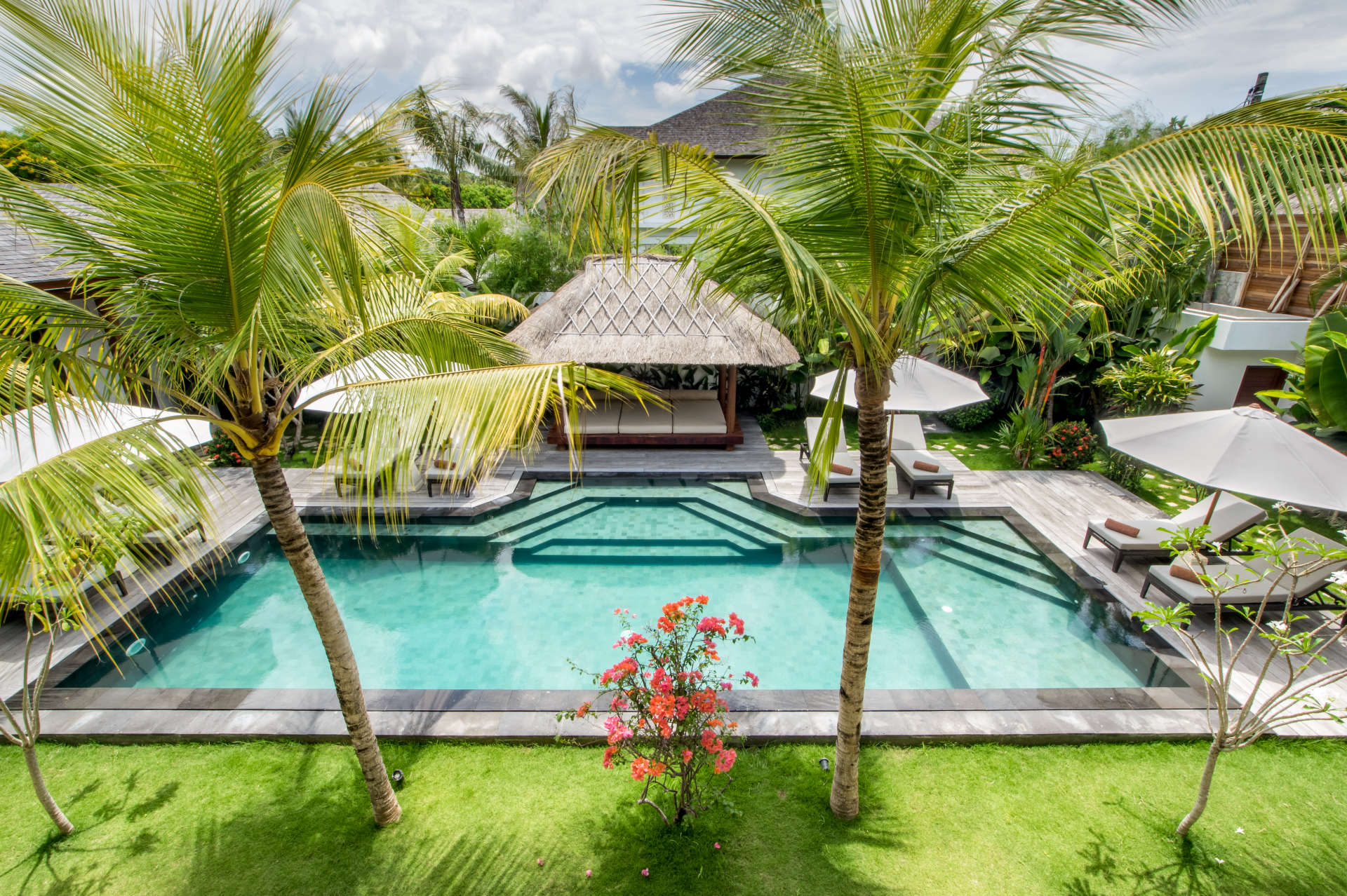 You will Love This Luxury 12 Bedroom Holiday Villa in Seminyak with Private Pool, Villa Bali 2081