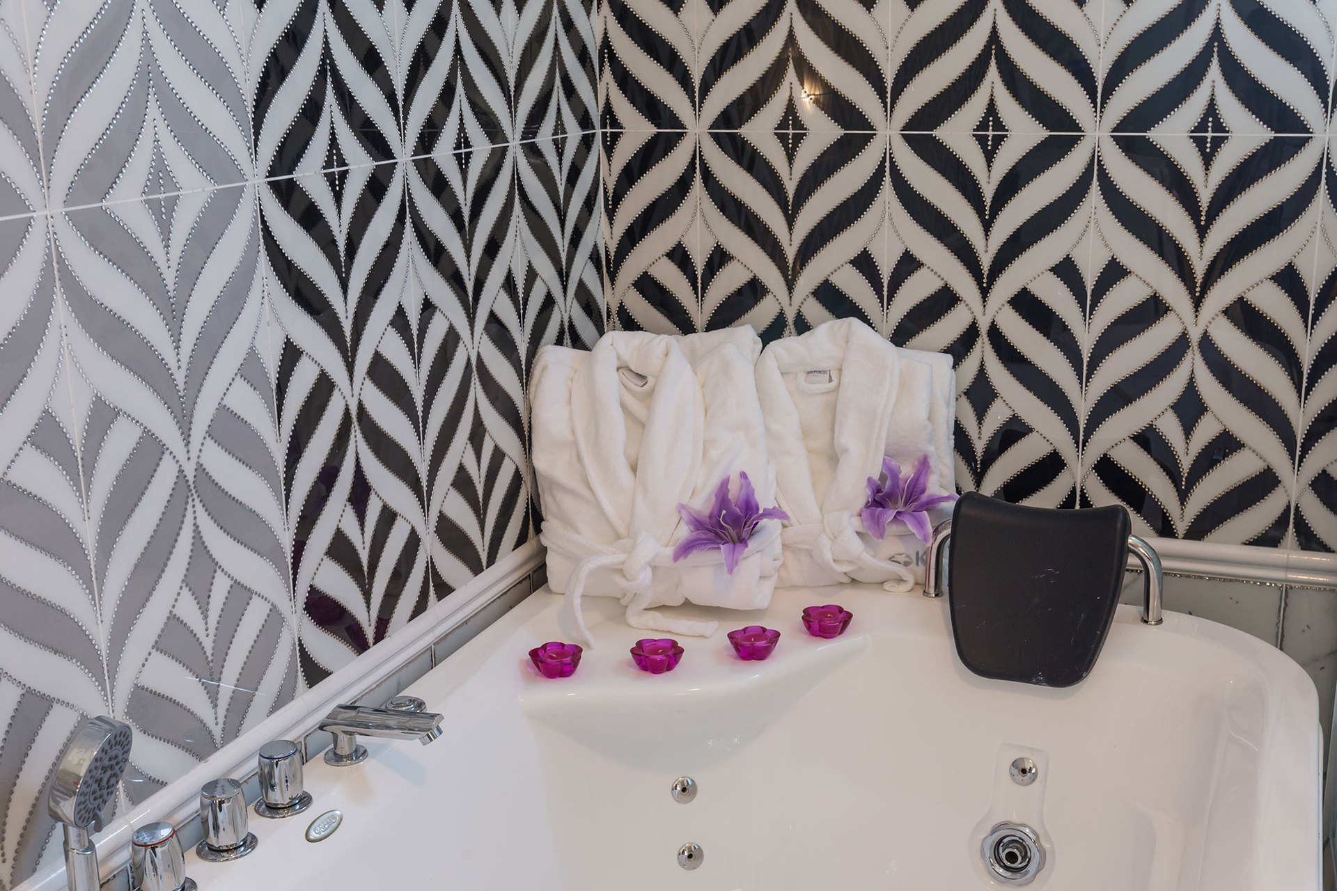 5 Star Private Cyprus Villa on the Beach, Paphos Villa 1410
