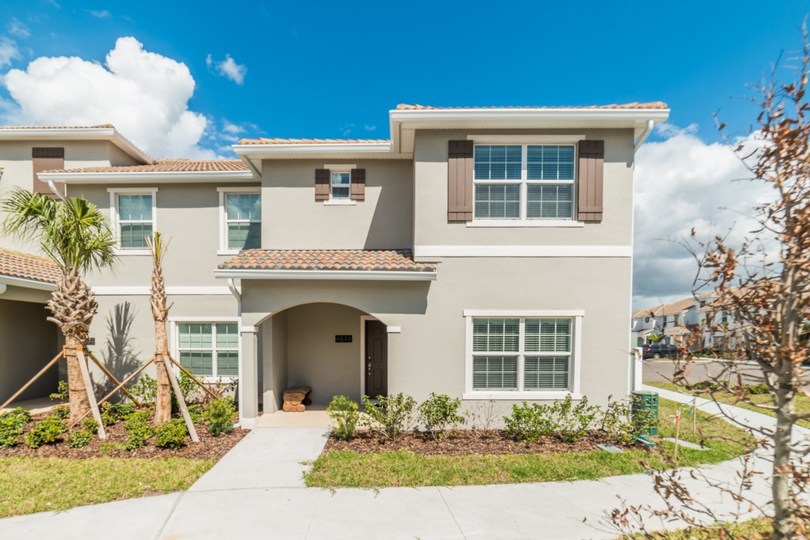 You and Your Family will Love this 5 Star Home with Private Pool on Storey Lake Resort, Townhome Orlando 6414, Kissimmee, United States