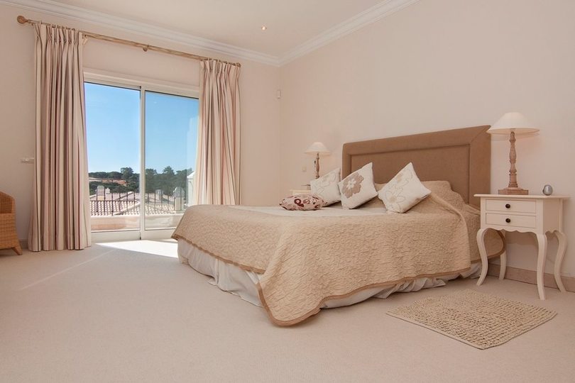 5 Star Villa Lydia - Refined Luxury with Private Cinema