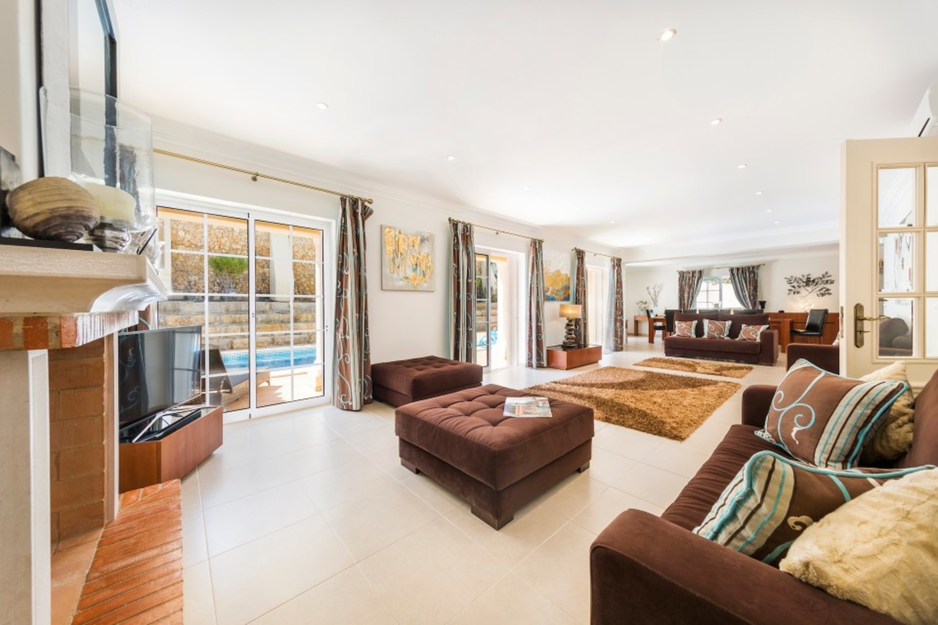 5 Star Villa Almond - Exclusive Pool & Entertainment
