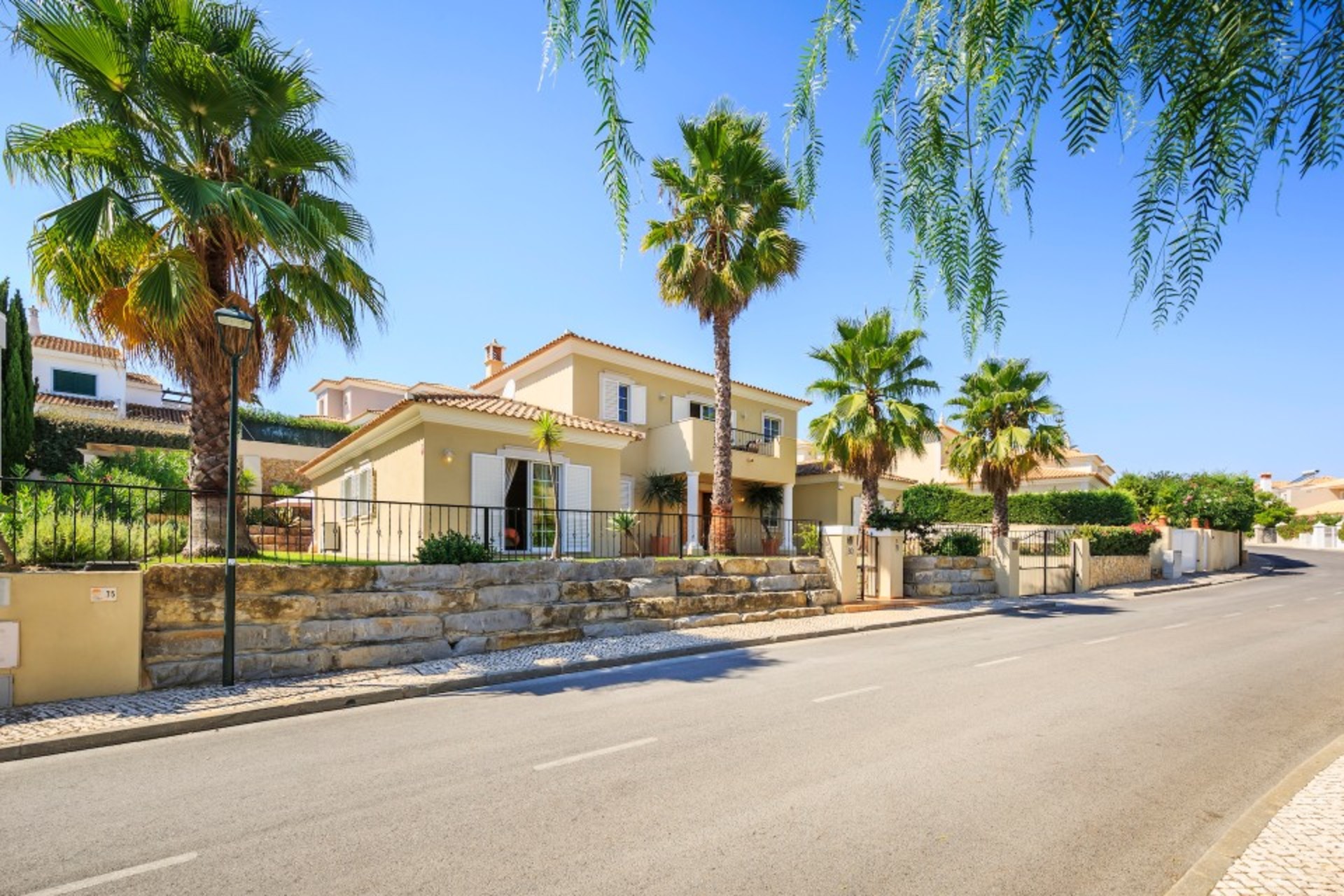 5 Star Villa Almond - Exclusive Pool & Entertainment