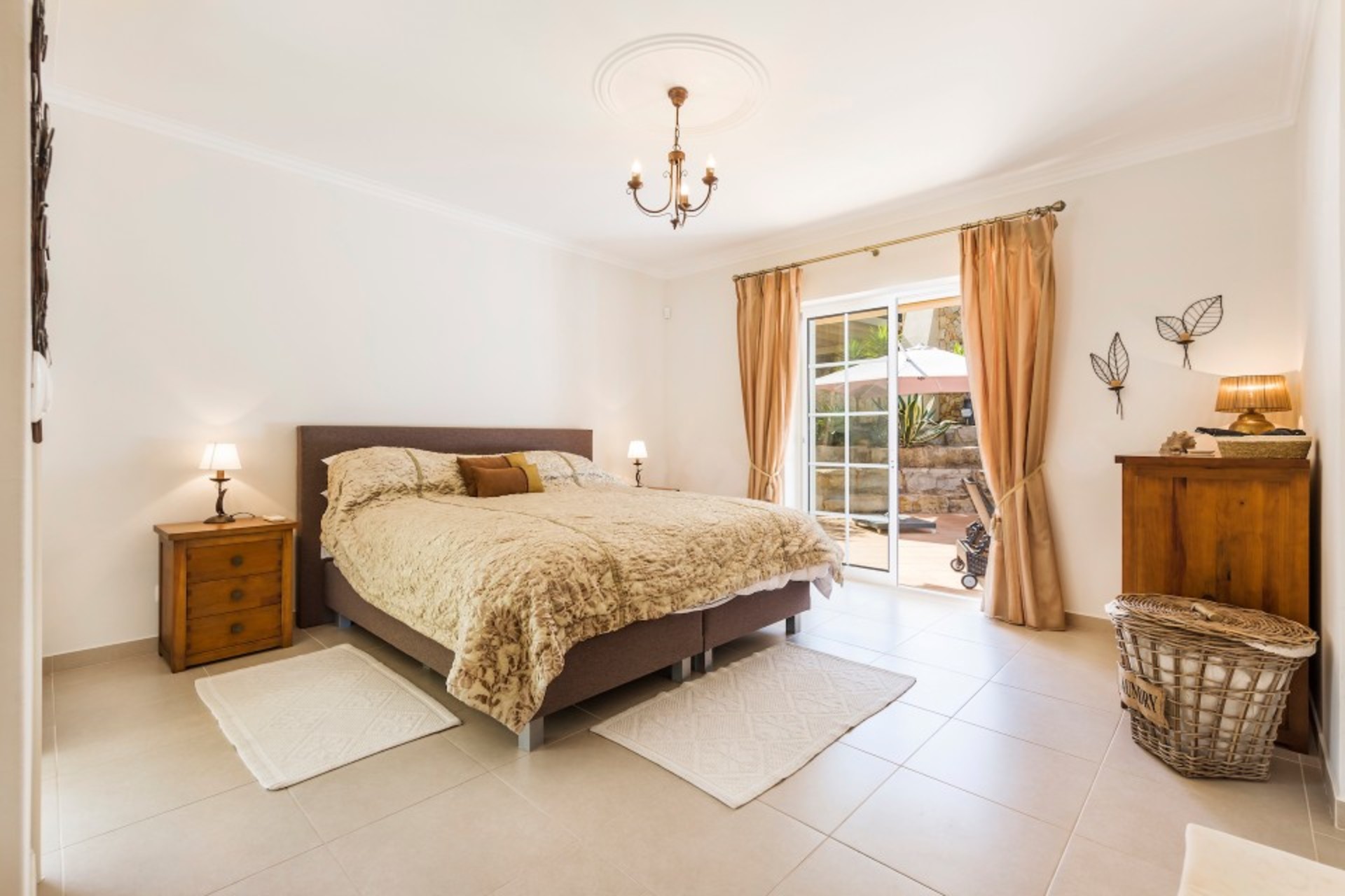 5 Star Villa Almond - Exclusive Pool & Entertainment
