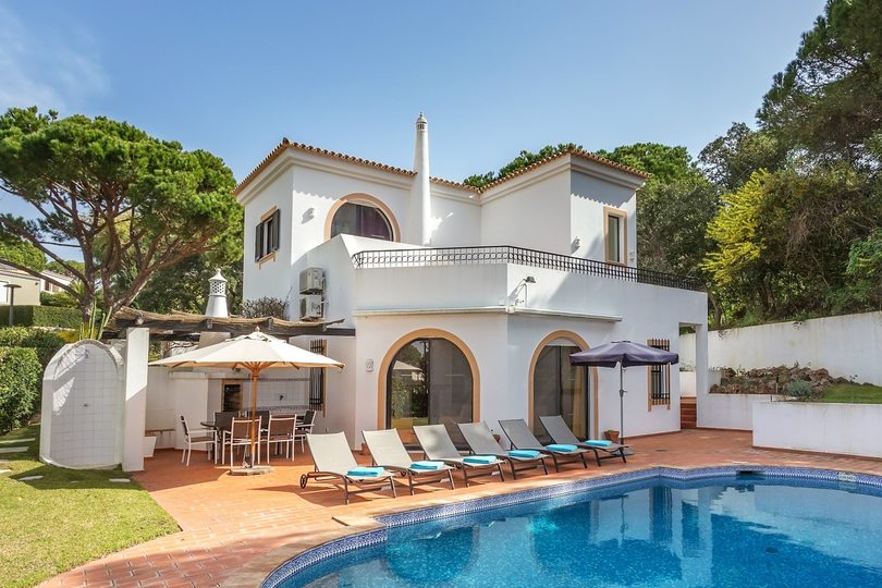 5 Star Villa Pinheiro - Private Pool & Garden Luxury