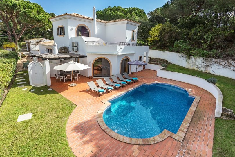 5 Star Villa Pinheiro - Private Pool & Garden Luxury