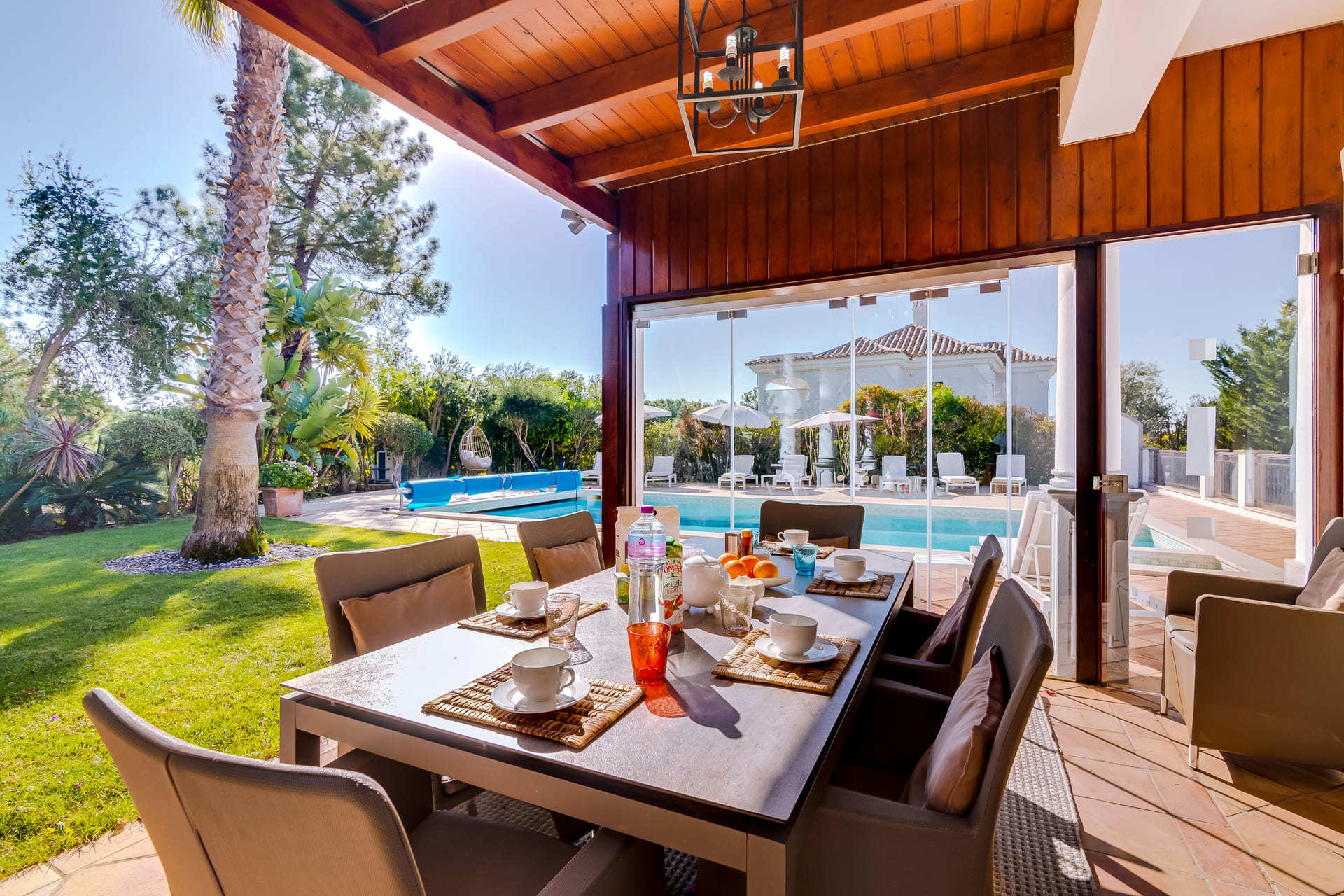5 Star Villa Hibiscus - Quinta Verde Retreat