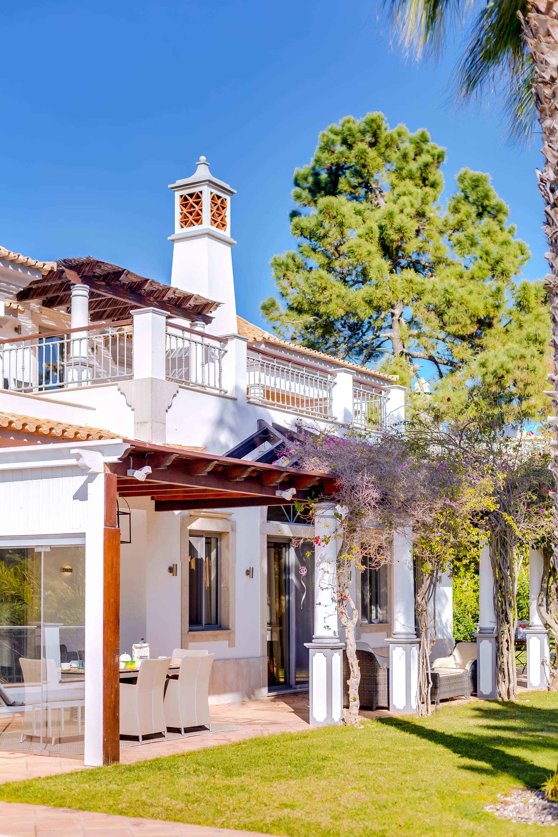 5 Star Villa Hibiscus - Quinta Verde Retreat