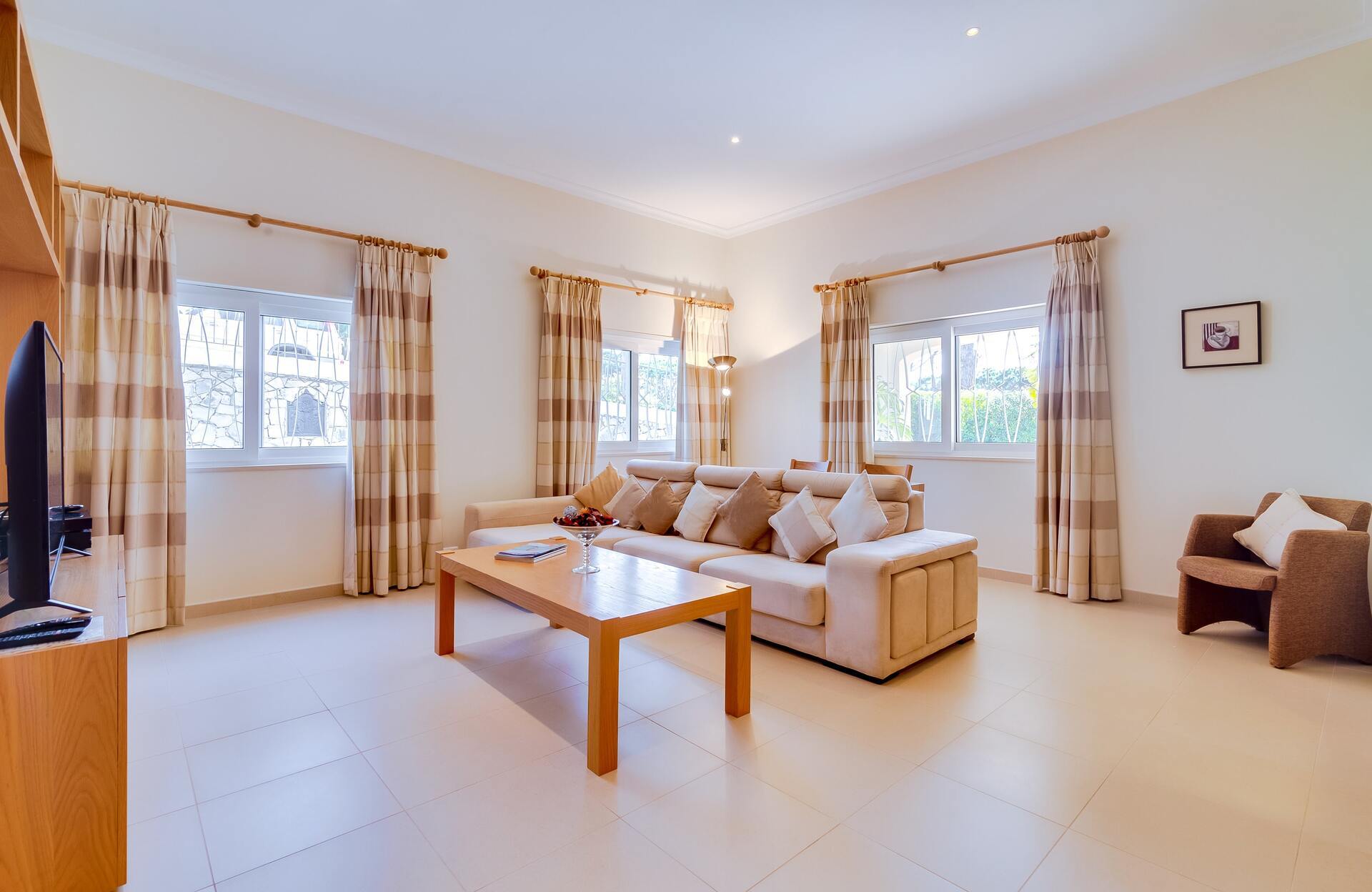 5 Star Villa Amari - Heatable Pool & Private Garden